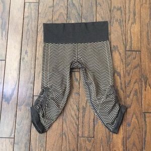 Lululemon cropped leggings